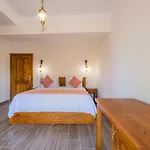 Ada Villa